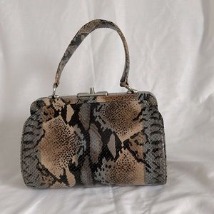Ann Taylor Genuine leather purse.  New without tags